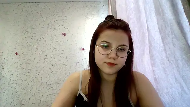 Snapshot of Aurora_Breeze chatting on April 7, 2026, 11:34 am Aurora Breeze online show from April 7, 2026, 11:34 am