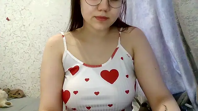 Snapshot of Aurora_Breeze chatting on April 21, 2026, 2:47 am Aurora Breeze online show from April 21, 2026, 2:47 am