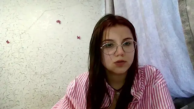 Snapshot of Aurora_Breeze chatting on April 1, 2026, 1:41 pm Aurora Breeze online show from April 1, 2026, 1:41 pm