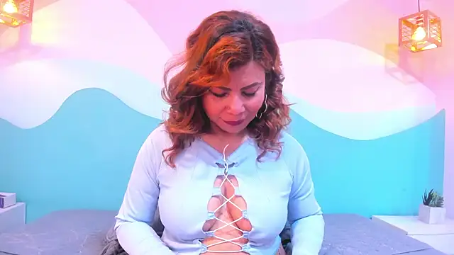 Corina Taylor12 online show from July 14, 2026, 12:33 pm