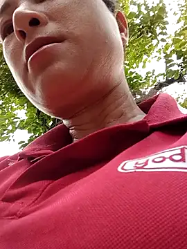 Yuhi3d online show from April 14, 2026, 11:43 pm