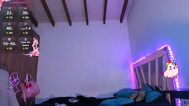 SkyeGabbyRose online show from May 16, 2026, 6:56 am