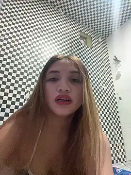 Snapshot of urcutiegelai chatting on July 18, 2026, 12:36 pm urcutiegelai online show from July 18, 2026, 12:36 pm