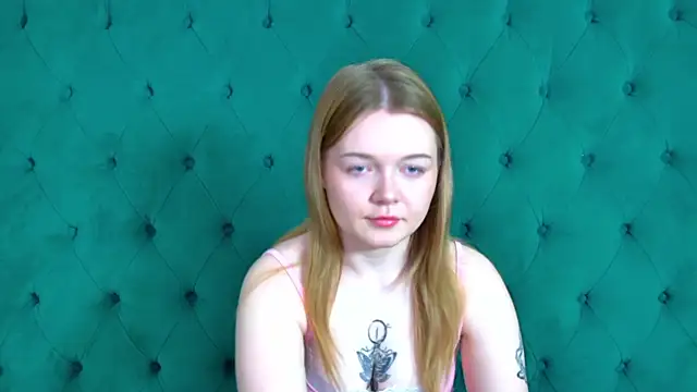 Snapshot of ElinaVale chatting on May 22, 2026, 5:11 pm ElinaVale online show from May 22, 2026, 5:11 pm