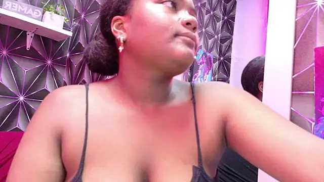 Snapshot of Candykss chatting on April 28, 2026, 9:30 pm Candykss online show from April 28, 2026, 9:30 pm