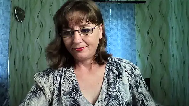 Snapshot of Alisaprice077 chatting on July 4, 2026, 7:04 am Alisaprice077 online show from July 4, 2026, 7:04 am