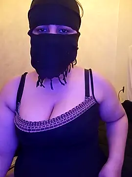 Snapshot of karamil69sxx chatting on March 21, 2026, 6:56 pm karamil69sxx online show from March 21, 2026, 6:56 pm