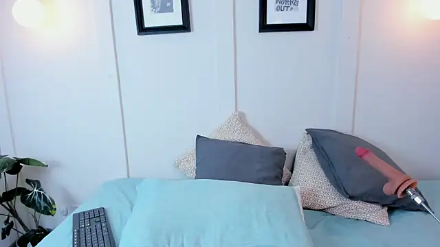 Fer Luxx online show from April 1, 2026, 11:33 am