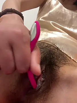 guo202601 online show from April 3, 2026, 11:55 pm