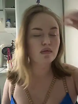 AuroraVale online show from March 23, 2026, 7:58 pm