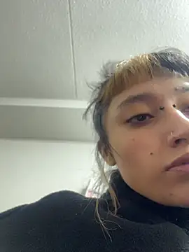 baby akuma online show from May 24, 2026, 2:00 am