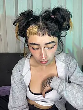 baby akuma online show from June 5, 2026, 6:52 am