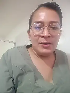 Snapshot of Dr_Edna_naughty chatting on May 8, 2026, 10:46 pm Dr Edna naughty online show from May 8, 2026, 10:46 pm