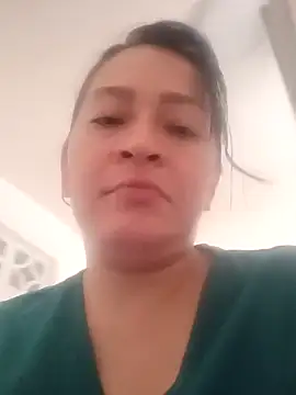 Snapshot of Dr_Edna_naughty chatting on April 20, 2026, 5:36 pm Dr Edna naughty online show from April 20, 2026, 5:36 pm