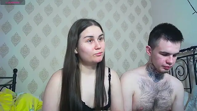 LucyMur online show from April 21, 2026, 6:20 am