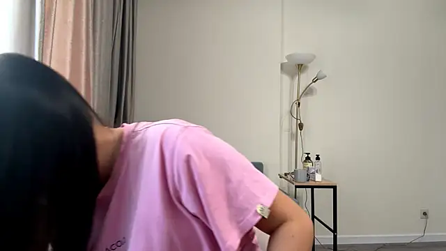 Snapshot of vixy_moon chatting on April 9, 2026, 3:29 pm vixy moon online show from April 9, 2026, 3:29 pm