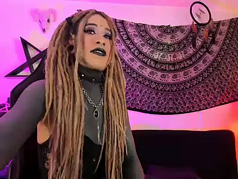 OnixWitch777 online show from June 7, 2026, 2:44 pm