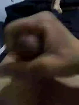 Snapshot of Iyhuooo chatting on June 19, 2026, 10:36 pm Iyhuooo online show from June 19, 2026, 10:36 pm