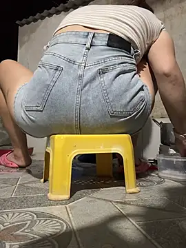 July-lovee online show from July 9, 2026, 12:37 pm