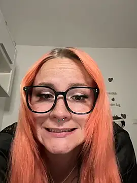 Snapshot of Fiebie_licious_ chatting on July 20, 2026, 2:08 am Fiebie licious online show from July 20, 2026, 2:08 am