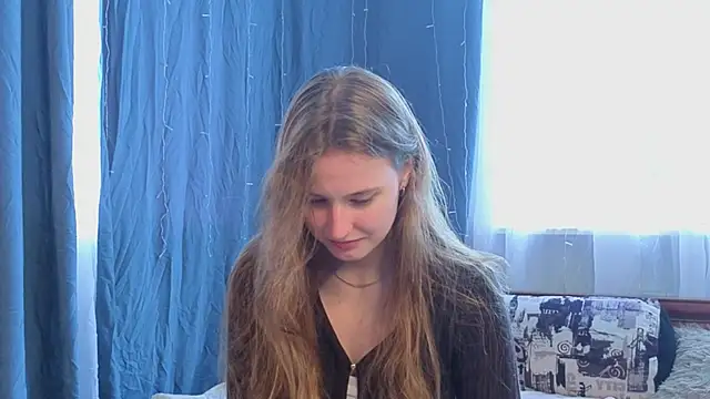 Snapshot of RubieHeiser chatting on June 13, 2026, 10:57 am RubieHeiser online show from June 13, 2026, 10:57 am