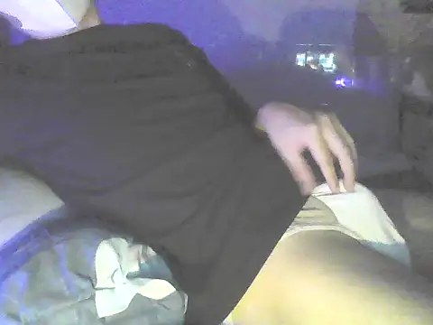 Sawat00 online show from March 11, 2026, 3:55 am