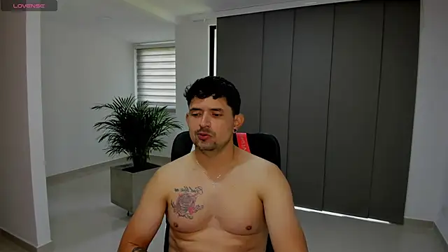 TroyeSavage online show from March 13, 2026, 12:43 pm