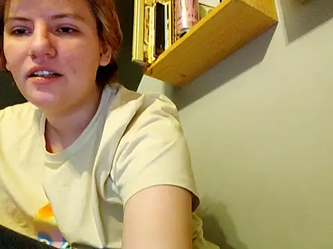 Snapshot of thatcutesubgirlwlw chatting on March 16, 2026, 5:26 pm thatcutesubgirlwlw online show from March 16, 2026, 5:26 pm