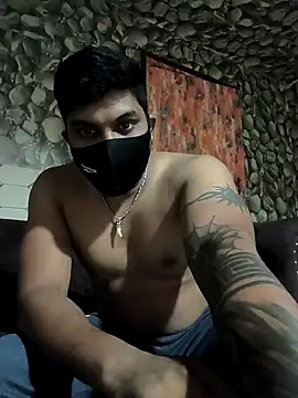 Snapshot of kamasutra012345 chatting on May 5, 2026, 7:28 pm kamasutra012345 online show from May 5, 2026, 7:28 pm