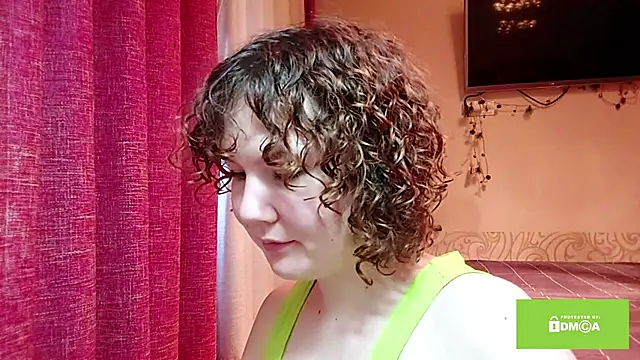 OlivaArashiro online show from March 9, 2026, 9:29 pm