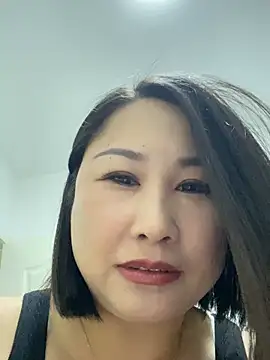 Snapshot of xiaoyi-10 chatting on April 10, 2026, 10:55 am xiaoyi-10 online show from April 10, 2026, 10:55 am