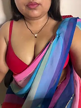 ms daizy online show from May 15, 2026, 2:15 pm