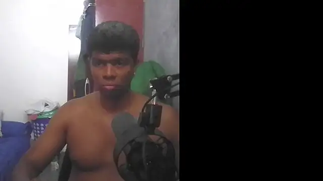 Axel 94 online show from April 4, 2026, 7:37 am