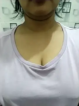 Chandrika Yadav online show from April 7, 2026, 7:26 pm