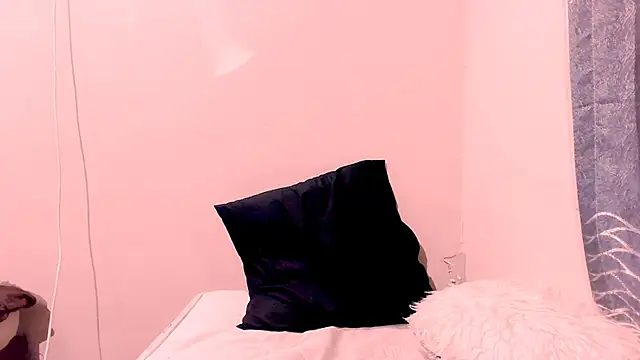 EROTIC FAY online show from April 9, 2026, 5:52 pm