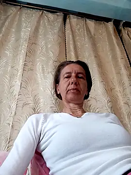 Tania9876 online show from May 31, 2026, 6:41 am