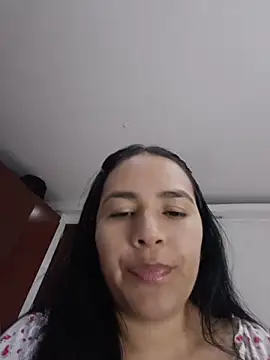 Karla  Morrison online show from May 15, 2026, 12:41 am