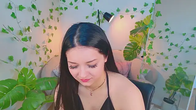 Snapshot of Kessi_Sweet chatting on July 11, 2026, 1:00 pm Kessi Sweet online show from July 11, 2026, 1:00 pm