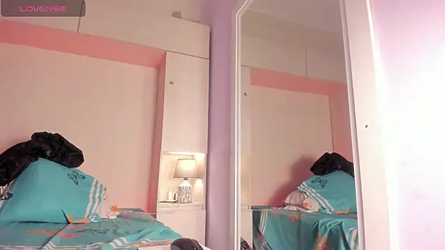 AvaJamess online show from April 29, 2026, 8:04 pm