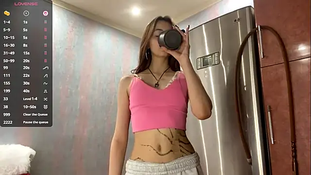 AlisaBloom online show from April 29, 2026, 5:30 pm