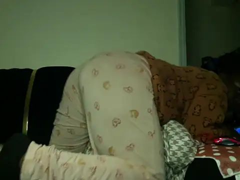 Sexxybella  online show from April 19, 2026, 5:30 am