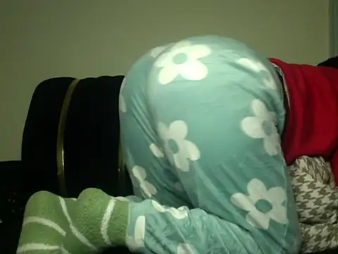 Sexxybella  online show from April 29, 2026, 4:27 am