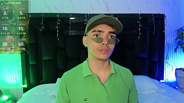 NicoKinggs  online show from March 17, 2026, 11:35 am