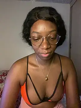 GaiaFiore online show from April 7, 2026, 9:33 am