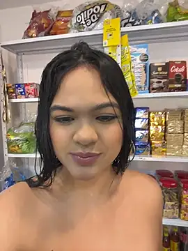 Bella-Ferrer online show from June 2, 2026, 7:03 pm