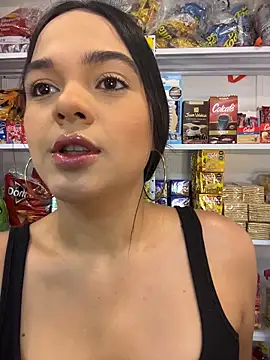Bella-Ferrer online show from June 11, 2026, 6:49 pm