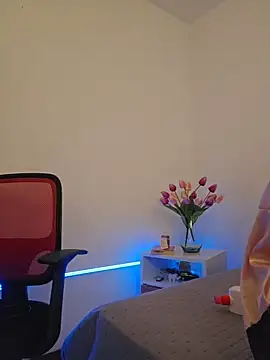 Victoria Evanss online show from March 27, 2026, 9:49 pm