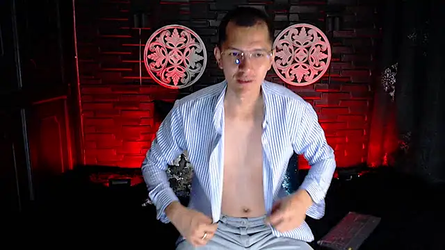 MilanDavid1 online show from April 23, 2026, 5:25 pm