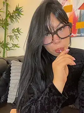 Snapshot of Queen_Chanel_XXX chatting on June 4, 2026, 8:13 pm Queen Chanel XXX online show from June 4, 2026, 8:13 pm
