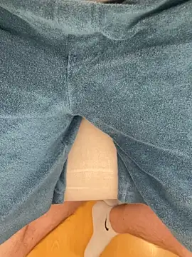 Snapshot of curvedlongdick chatting on April 28, 2026, 8:02 pm curvedlongdick online show from April 28, 2026, 8:02 pm